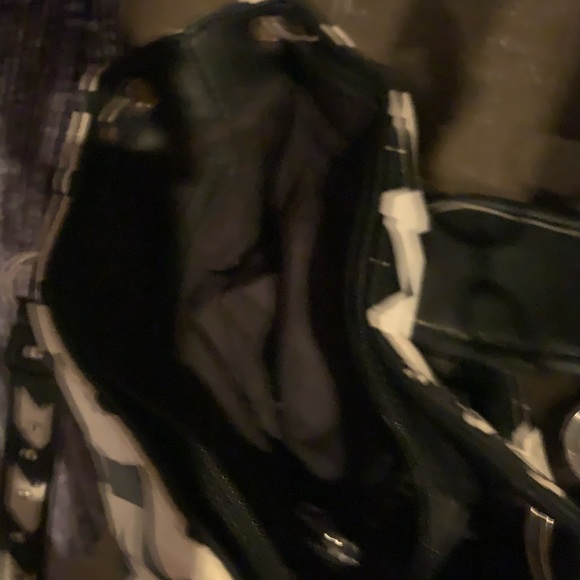 Purse - Picture 2 of 3